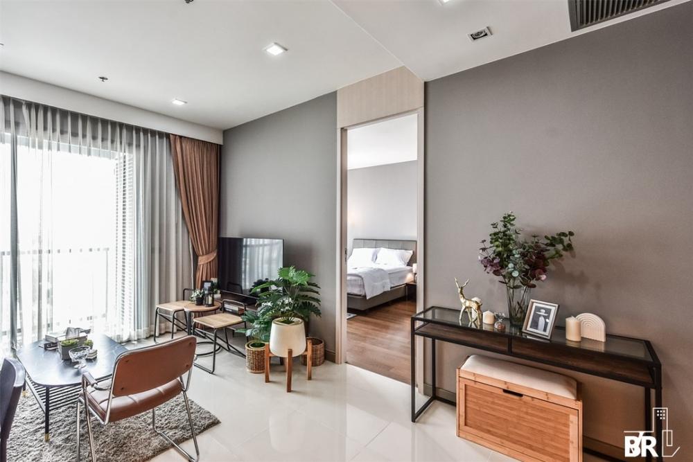 For SaleCondoRatchathewi,Phayathai : 🐶Beautifully decorated room for sale, best price, Pet Friendly🐶M Phayathai (1 bedroom, 49 sq m.) only 8.69 MB!! Tel.0922635410 Mr. Earth