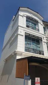 ให้เช่าทาวน์เฮ้าส์/ทาวน์โฮมโชคชัย4 ลาดพร้าว71 : ราคาเช่า 29,000 บาท/เดือน (พร้อมโอนจองต่อรองได้) Baan Klang Muang Chokchai 4 (บ้านกลางเมือง ลาดพร้าว-โชคชัย 4) (ติดกองปราบ)