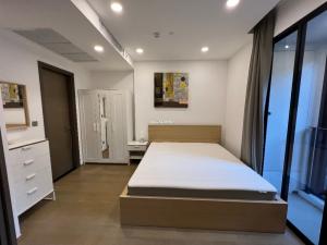 For SaleCondoSiam Paragon ,Chulalongkorn,Samyan : Urgent for sale Ashton chula silom 1 bedroom 1 bathroom. If interested in making an appointment to view the room, call 065-464-9497.