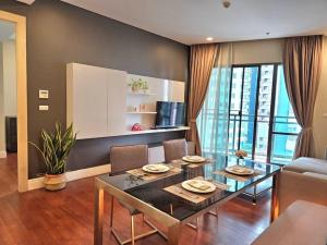 For RentCondoSukhumvit, Asoke, Thonglor : Condo for rent🔥Bright Sukhumvit 24🔥14th floor🔥68 sq m.🔥Corner room🔥Fully furnished🔥Ready to move in🔥 R112-2