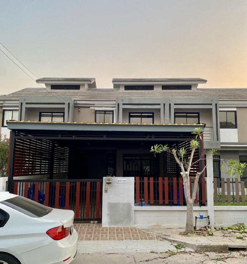 For RentTownhouseKhon Kaen : ⚡️Urgent for rent, townhome, Green Ville, bypassing Khon Kaen city, Soi Kheha, townhome, 2 floors, 3 bedrooms, 2 bathrooms, width 8 meters, parking for 2 cars, first entry, deposit 2 months, 1 month in advance, total 30,000 baht 🏡 ☎️If interested, call An