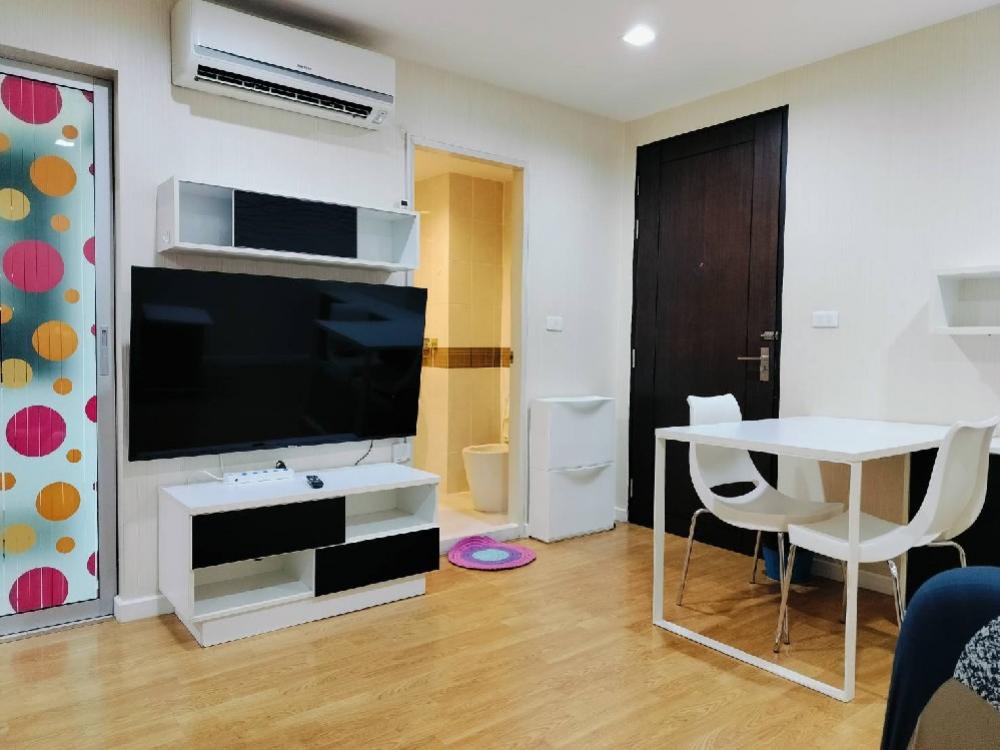 For RentCondoThaphra, Talat Phlu, Wutthakat : 🟢🔴Quick release, only 10,000‼️Large room, 1 bedroom✅near BTS Talat Phlu Ready to carry your bags and move in. Complete with electrical appliances🔻🔻If interested, contact 085-235-1309 Yui