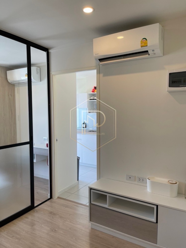 For RentCondoLadkrabang, Suwannaphum Airport : For rent: iCondo Green Space Sukhumvit 77 (ICondo Green Space Sukhumvit 77) If interested in negotiating the price, add Line @condo168 (with @ in front)