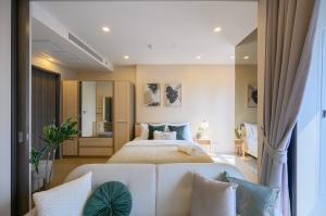 ให้เช่าคอนโดสุขุมวิท อโศก ทองหล่อ : For rent Full fur spacious 1 bedroom