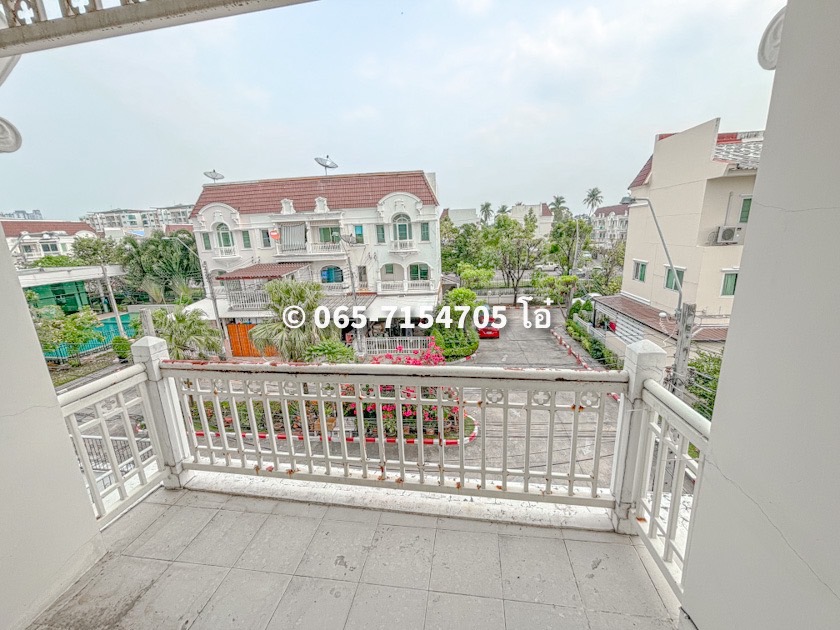 For SaleTownhouseThaphra, Talat Phlu, Wutthakat : Special price for sale, 3-story townhome, Metro Park Sathorn, beautiful house, ready to move in. Good value for money 4.48 million