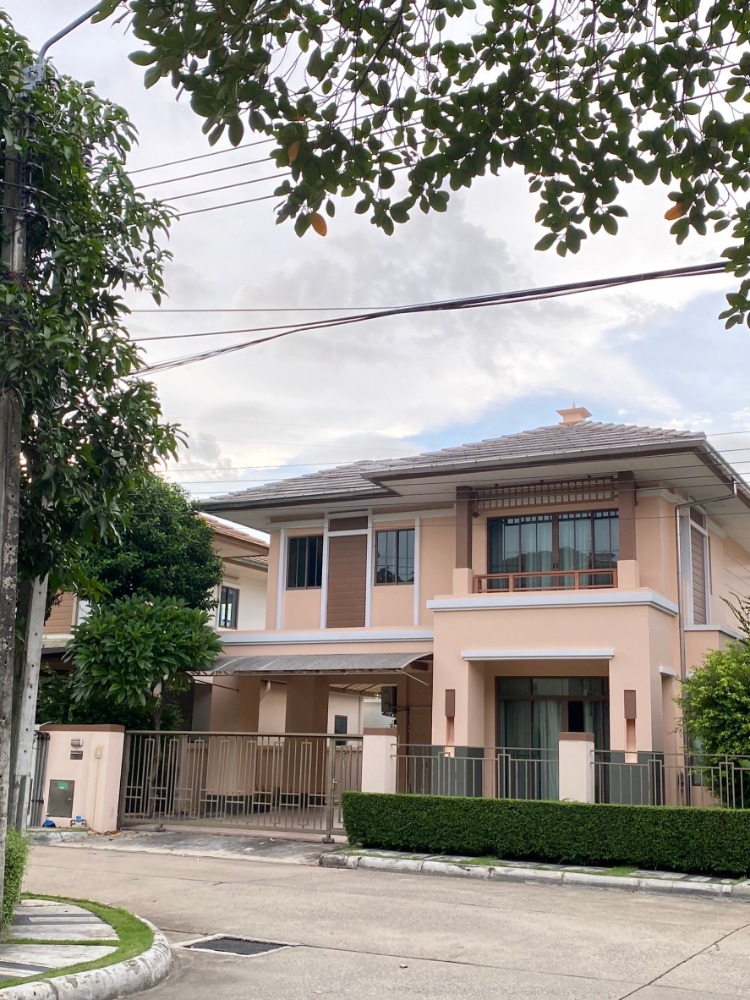 For RentHouseBangna, Bearing, Lasalle : Single house for rent, Setthasiri Bangna-Trad, air conditioned, fully furnished, 3 bedrooms, 3 bathrooms, monthly rental price 40,000 baht.