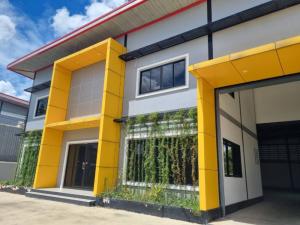 For RentWarehouseMahachai Samut Sakhon : Warehouse/factory for rent, Don Kai Dee, Krathum Baen, usable area in the warehouse 520 sq m., area 375 sq m., good condition, ready to move in.