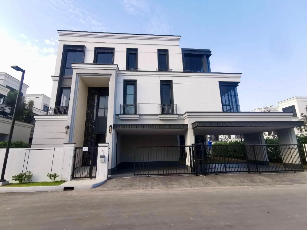 For SaleHousePattanakan, Srinakarin : Malton Gates Krungthep Kreetha: 93.7 sqwah 448sqm. Type M 45,900,000 Am: 0656199198