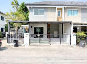 For SaleTownhouseNonthaburi, Bang Yai, Bangbuathong : Pruksa 120 house for sale, corner house, cheapest price ✅️ only 2.26 million May negotiate further.🎗🎗