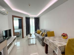 For RentCondoPattaya, Bangsaen, Chonburi : 1 Bedroom Laguna Beach Resort 3 - The Maldives for rent !!