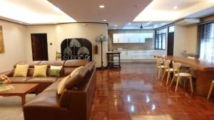 For SaleCondoSukhumvit, Asoke, Thonglor : Big 2-bedroom unit for sale at Le Premier I Condominium