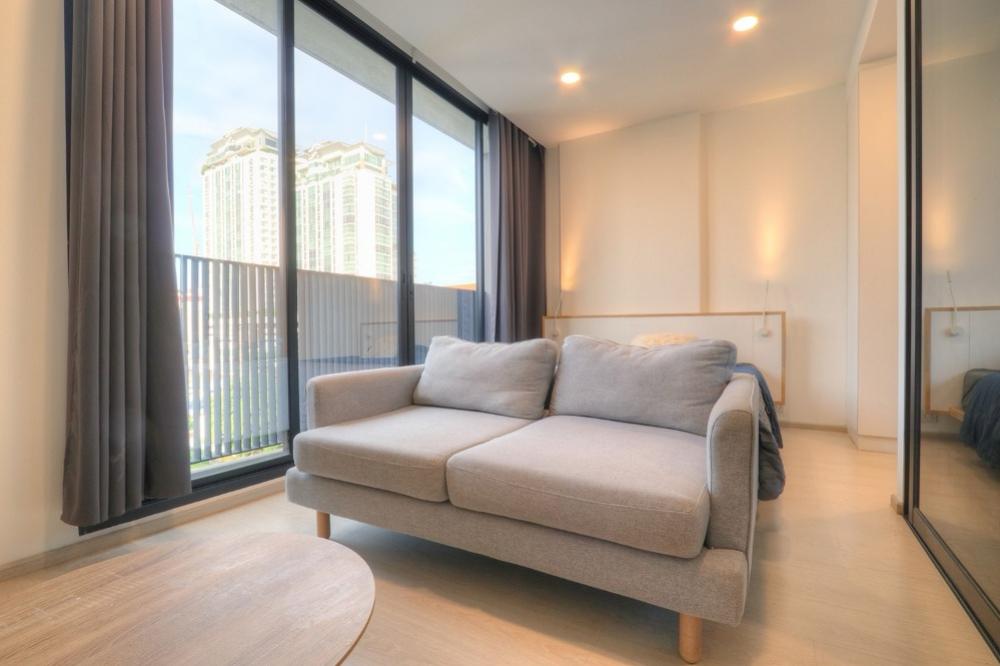 For SaleCondoSukhumvit, Asoke, Thonglor : Condo for sale near getway Ekkamai, supports every lifestyle, close to schools, hospitals, complete amenities. Contact Tel/Line: 0838079364 Pat.