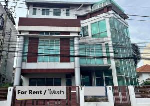 For RentHome OfficeNonthaburi, Bang Yai, Bangbuathong : For Rent Building/Home Office, large 4 floors, in Bang Yai City Village, near Bang Yai Market. Kanchanaphisek Road, building area 1000 square meters c20 air conditioners / has office furniture / suitable as an office, Online, other
