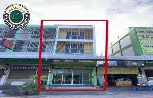 For SaleShophouseMin Buri, Romklao : Commercial building, 3 and a half floors, connecting Lam Phak Chi, Nong Chok, Makro department store, Lotus department store, Big C department store, HomePro, President Country Club golf course, Mahanakorn University. Nong Chok District Office Saint Teres