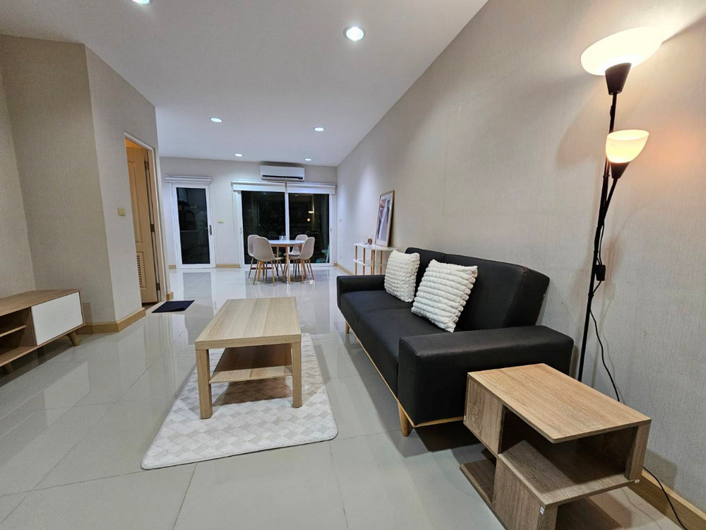 For RentTownhouseNawamin, Ramindra : For inquiries, call: 081-399-9218 Townhome for rent, 3 floors, 3 bedrooms, 3 bathrooms, newly decorated throughout, Greenwich Ramindra Project, near the Pink BTS Bang Chan Station.