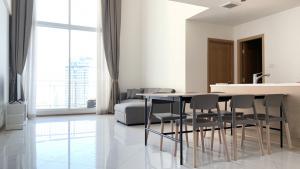 For RentCondoSathorn, Narathiwat : 📣 The Empire Place | For Rent 2 Bedroom Duplex 105 Sq.m High floor