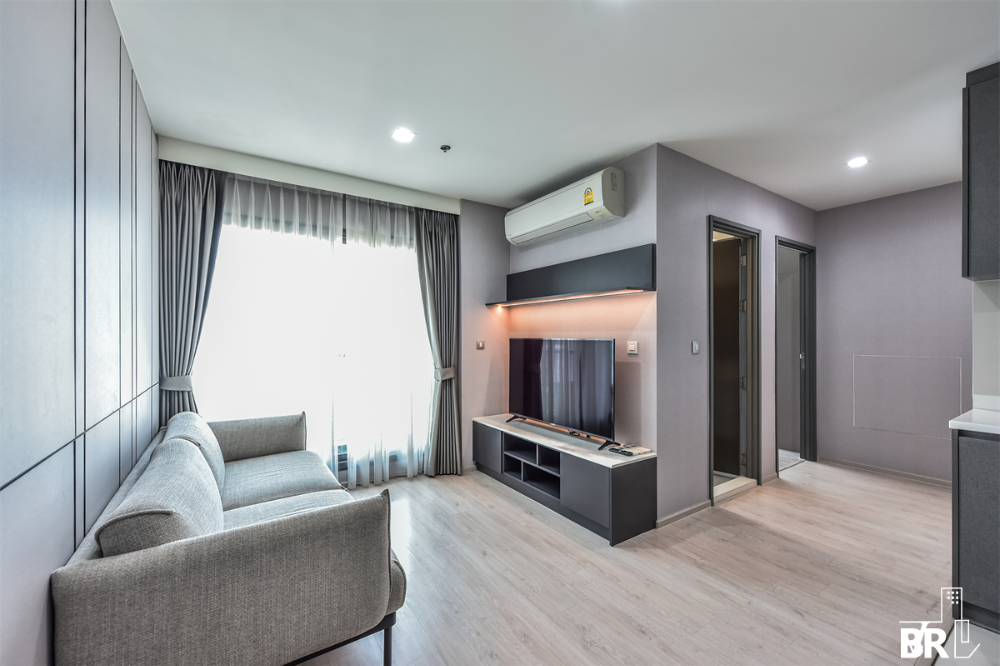 For RentCondoRatchathewi,Phayathai : 🔥 Cant miss, brutal price reduction 🔥 Rhythm Rangnam 2 bedrooms, 56.8 sq m., only 39,000 baht per month. Tel.0841599465 K.First