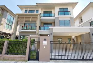 For SaleHouseNawamin, Ramindra : 3-storey house, Passorn Wongwaen-Ramintra project, Passorn Wongwaen - Ramintra | Very good location, next to the main road, near the BTS and The promanade 2km. | 5 bedrooms, 6 bathrooms | Large new house. Beautiful for the whole family