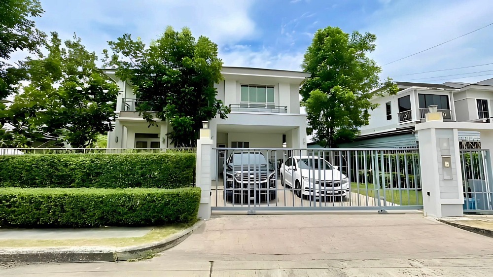 For SaleHouseLadkrabang, Suwannaphum Airport : WW185 for sale #model house Perfect Masterpiece Village, Rama 9, Bangkok-Chonburi Motorway Road. #Near Suvarnabhumi Airport