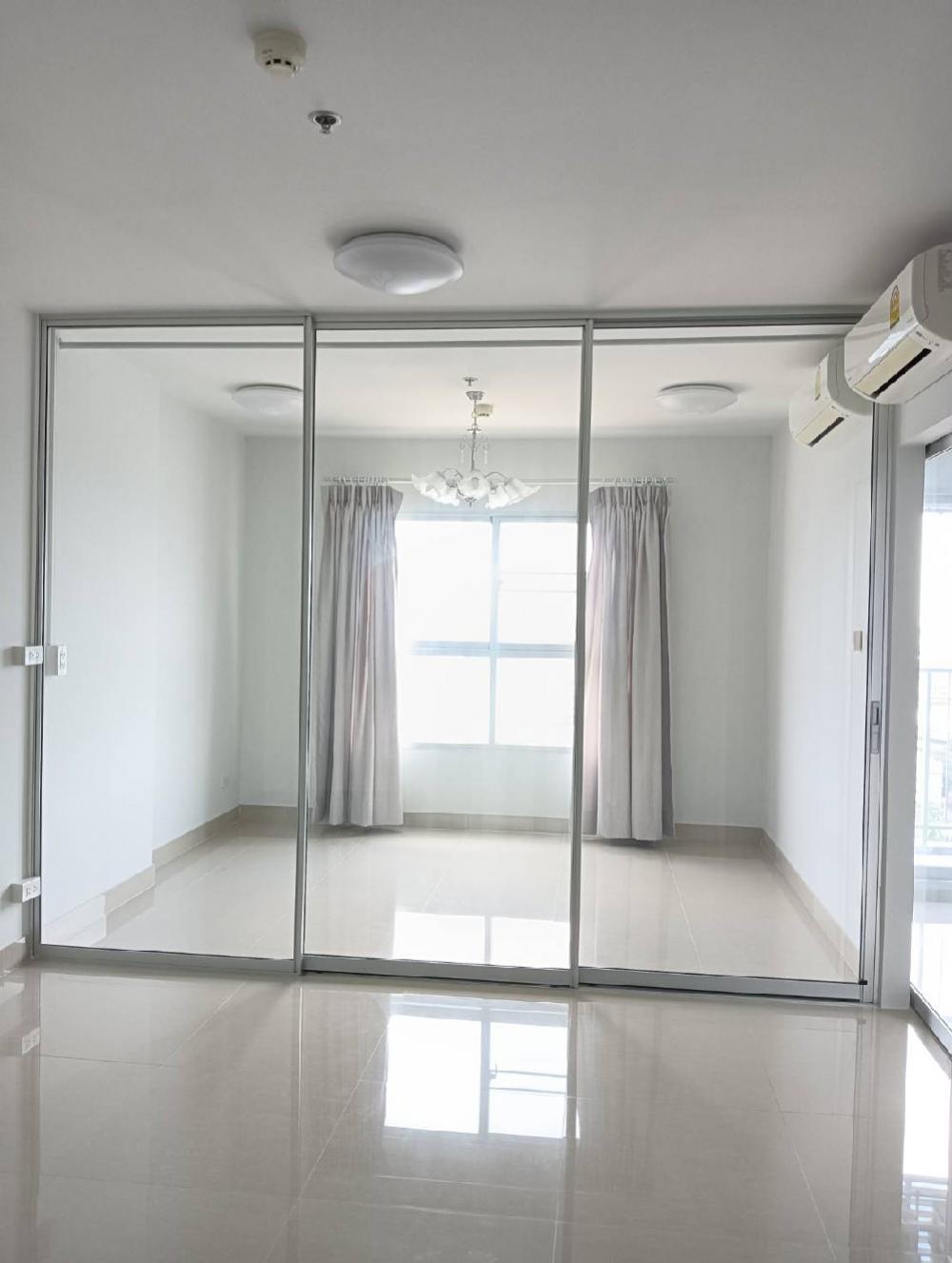 For SaleCondoRathburana, Suksawat : Room for sale, 2 bedrooms, 60 sq m., ISSI condo project.