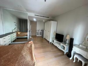 For RentCondoAri,Anusaowaree : For rent: Noble Reform Ari, good location, room with bathtub.