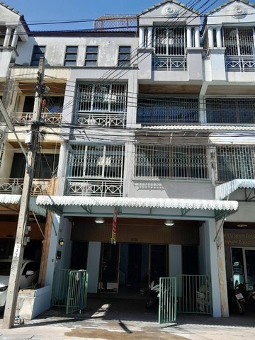 For RentTownhouseSathorn, Narathiwat : HR1484 Townhome for rent, 5 floors, Soi Charoen Rat 7, newly renovated, suitable for an office or residence. Near HomePro Rama 3