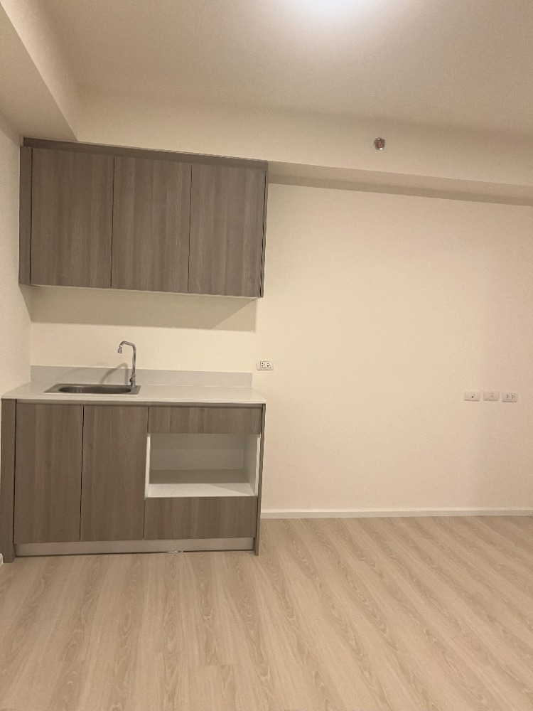 Sale DownCondoBangna, Bearing, Lasalle : CCondo for sale A Space Mega 2, 1 bedroom, 1 bathroom, 22th floor,near BTS Bangna.