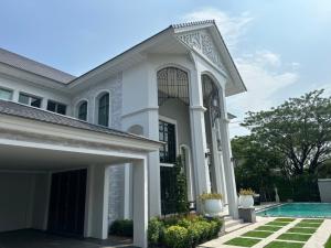 For SaleHouseLadkrabang, Suwannaphum Airport : K1531 Luxurious mansion Perfect Mastrpiece Krungthep Kreetha-Srinakarin With private swimming pool (Decorated and ready to move in)