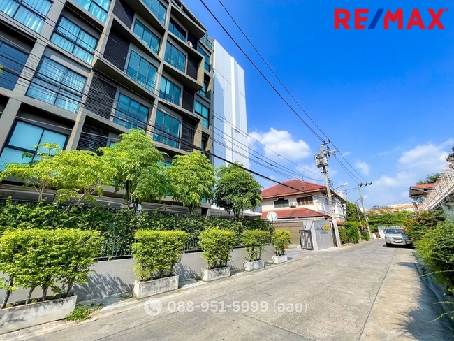 For SaleCondoChokchai 4, Ladprao 71, Ladprao 48, : Condo for sale, Living Nest (Living Nest), Lat Phrao 44, special room, Loft style, ceiling height 4.55 m., 1 large bedroom, 7th floor, only 190 meters from BTS Phawana Station.