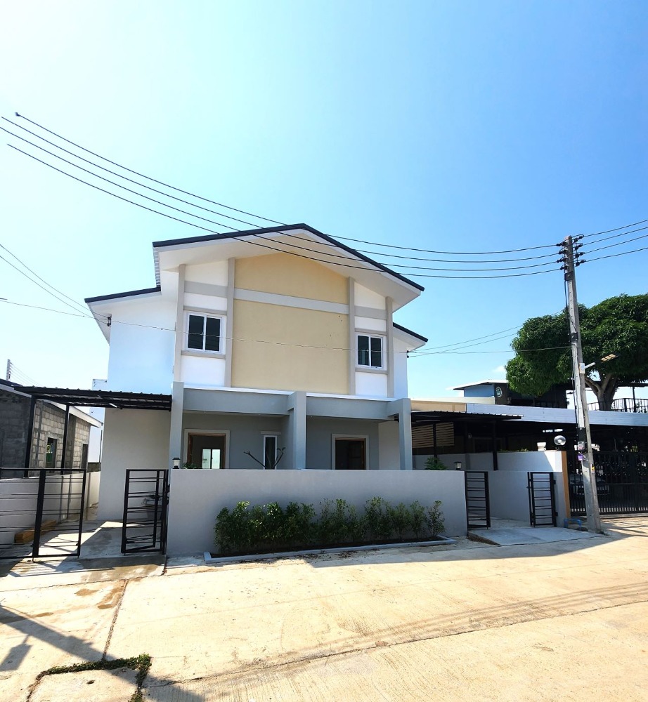 For SaleTownhouseHuahin, Prachuap Khiri Khan, Pran Buri : House for sale in Hua Hin Soi 6, 2 semi-detached houses, new house, area 20 sq m., 2 floors, 2 bedrooms, 2 bathrooms, convenient transportation.