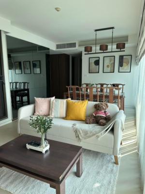 For RentCondoSukhumvit, Asoke, Thonglor : 📢👇Low rise PENTHOUSE unit for rent, 3 beds DUPLEX located in Em district area, convenient for traveling Sukhumvit and Petchaburi street , nice decoration, fully furnished, ready to move in