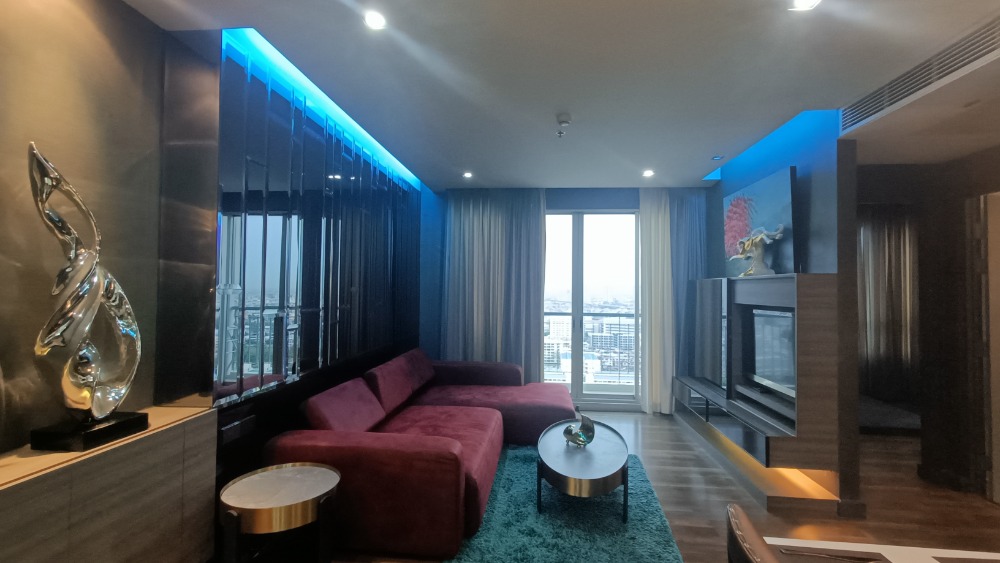 For RentCondoThaphra, Talat Phlu, Wutthakat : For rent: The Room Sathorn - Taksin, 2 bedrooms, 2 bathrooms, very beautifully decorated, The Mall Tha Phra BTS Pho Nimit.