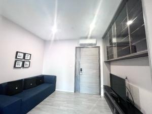 For RentCondoOnnut, Udomsuk : Available !!!! For Rent, The Room Sukhumvit 69, next to BTS Phra Khanong, fully furnished BTS view.