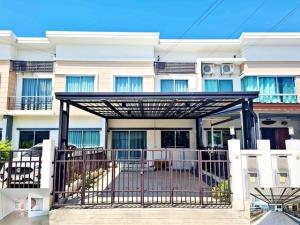 For RentTownhouseRattanathibet, Sanambinna : BuaThong Market LamPho 2-story townhome Do home for rent whole house with curtains 25sq.wa. 100sq.m.