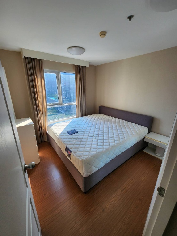 For RentCondoRama9, Petchburi, RCA : ⭐⭐1 Spacious Bedroom Unit on High Floor⭐⭐
