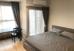 For RentCondoWongwianyai, Charoennakor : For Rent –1 Bedroom next to BTS station at Ideo Sathorn Wongwianyai