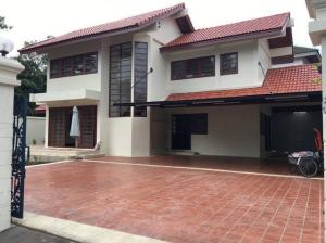 For RentHouseYothinpattana,CDC : HR1507 2-story detached house for rent, Orchid Villa Village, Soi Pradit Manutham 10, suitable for living or making a home office.