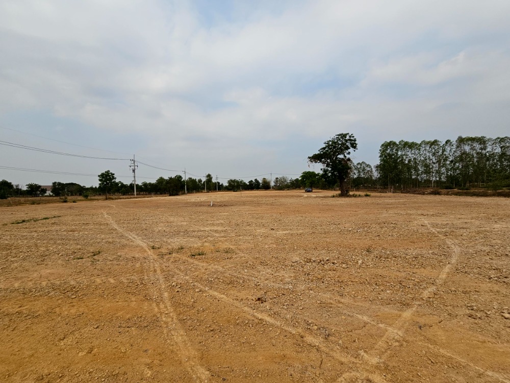 For SaleLandKhon Kaen : Beautiful plot of land, area 1 rai, land filled, no water flooding, convenient water and electricity, close to many housing projects, Ban Nong Lup, near Khon Kaen Airport.