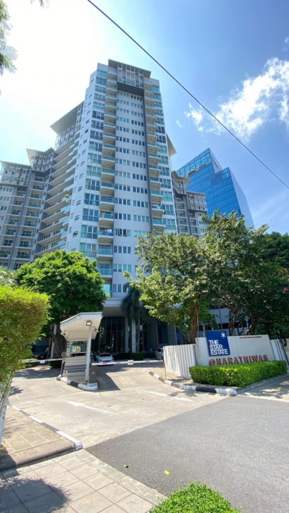 For SaleCondoSathorn, Narathiwat : Condo for sale, The Star Estate Narathiwat, large room, area 165.09 sq m, river view, project next to the main road.