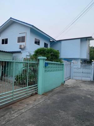 For RentHouseThaphra, Talat Phlu, Wutthakat : ❤️❤️ Beautiful two-storey detached house for rent, ready to move in, 30 sq m, 120 sq m, good location near BTS Talat Phlu, 2 bedrooms, 3 bathrooms, 1 living room, 1 dining room, built-in kitchen, furniture, complete electrical appliances, quiet, suitable 