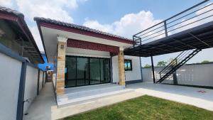 For SaleHousePattaya, Bangsaen, Chonburi : Single house for sale in Pattaya, cheap price not more than 3 million.
