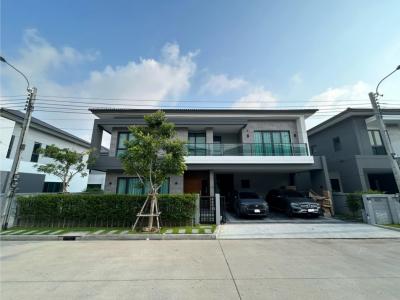For RentHouseBangna, Bearing, Lasalle : Single house for rent, The City Bangna, 4 bedrooms, near Mega, new house, high ceilings.