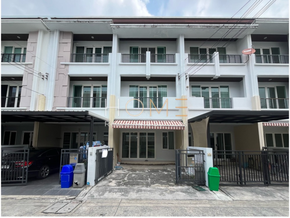 For SaleTownhouseYothinpattana,CDC : Townhome Baan Klang Muang Essence Rama 9 - Ladprao / 3 bedrooms (FOR SALE), Baan Klang Muang S-Sense Rama 9 - Ladprao / Townhome 3 Bedrooms (FOR SALE) RUK674