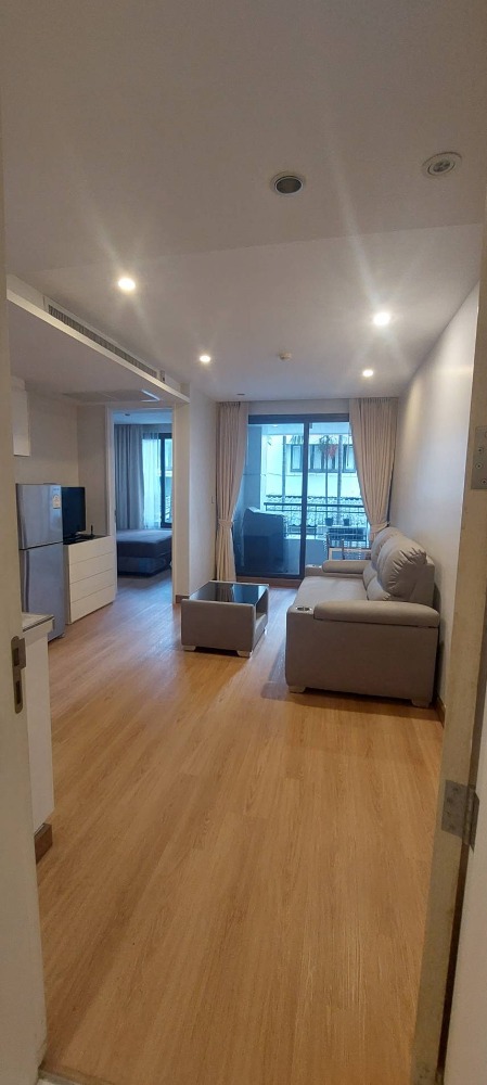 For RentCondoSathorn, Narathiwat : Urgent for rent Electrical appliances are ready. !!Condo for rent Collezio Sathorn-Pipa Size 42 sqm(1bedroom/1bathroom) at rental price 22,000 baht/month.