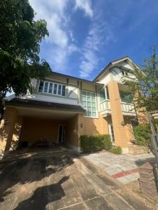 For RentHouseKaset Nawamin,Ladplakao : HR1535 2-story detached house for rent, Laddarom Elegance Project, Kaset-Nawamin, convenient travel, ready to move in.