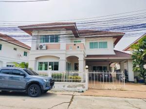 For SaleHouseKorat Nakhon Ratchasima : 2-storey detached house for sale, luxurious, ready to move in, Suebsiri Grand Ville Village, Nai Mueang Subdistrict, Mueang Nakhon Ratchasima District, Nakhon Ratchasima Province, 4 bedrooms, 3 bathrooms, swimming pool 3.5x11 m.