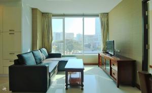 For SaleCondoSukhumvit, Asoke, Thonglor : Corner room, 1 bedroom, 1 bathroom, size 67 sq m, fully furnished.