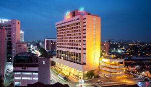 For SaleBusinesses for saleChiang Mai : Hotel for sale, size 273 rooms, Nimmanhaemin area, near MAYA department store, Chiang Mai.