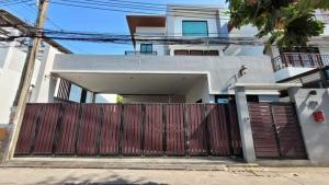 ขายบ้านพระราม 9 เพชรบุรีตัดใหม่ RCA : WW204 ขาย บ้านเดี่ยว ซอยประชาสงเคราะห์ 27 แยก 1 #บ้านเดี่ยวใกล้มหาวิทยาลัยหอการค้าไทย #บ้านเดี่ยวถนนวิภาวดีรังสิต #บ้านเดี่ยวโรงเรียนสุรศักดิ์มนตรี
