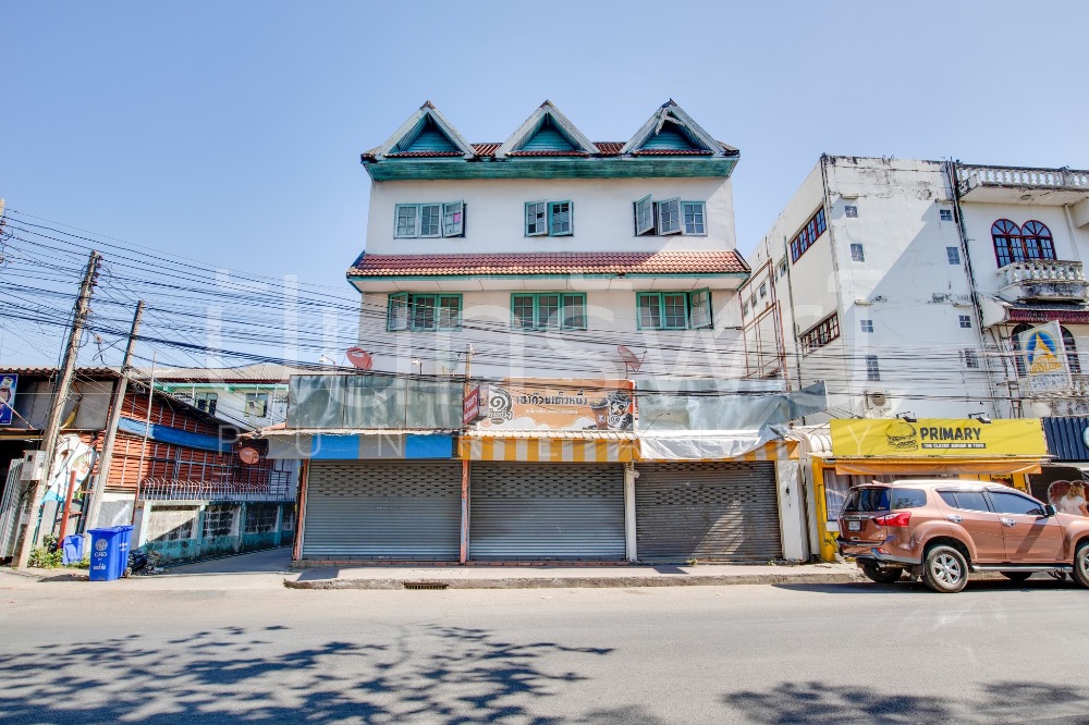 For SaleBusinesses for saleChiang Mai : For Sale‼️ Dormitory and Commercial Building in the city center, 30 rooms, 156 Sq.Wa., Phra Singh, Mueang Chiang Mai, Chiang Mai